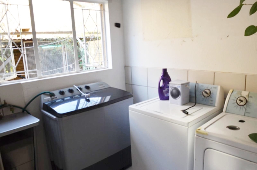 4 Bedroom Property for Sale in Suidrand Free State